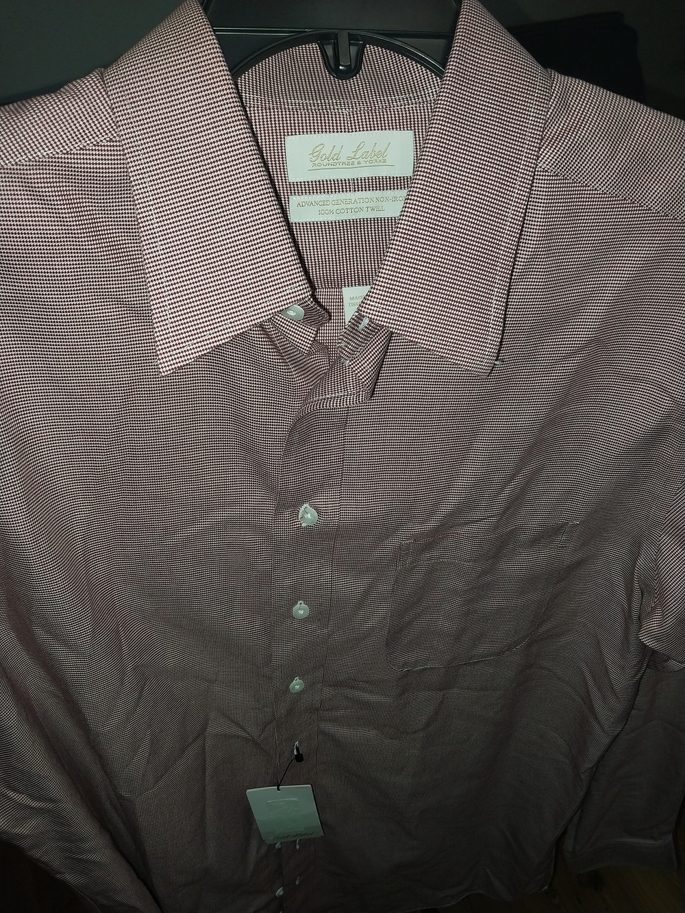Gold Label Men's Red Micro-Pattern Dress Shirt